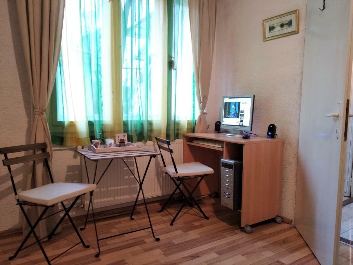 Cute Apartment For You Загреб Екстериор снимка